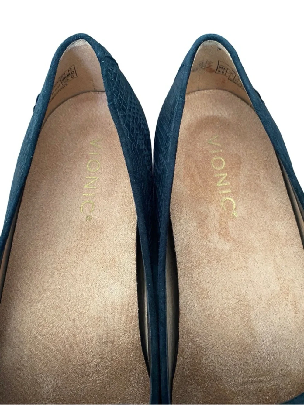 Vionic Willa II Black Leather Flat Snake Textured Slip-On Loafer size 9.5 - Picture 6 of 9